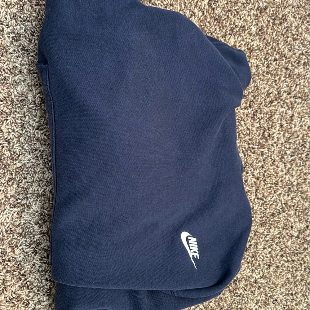 blue sweatshirt